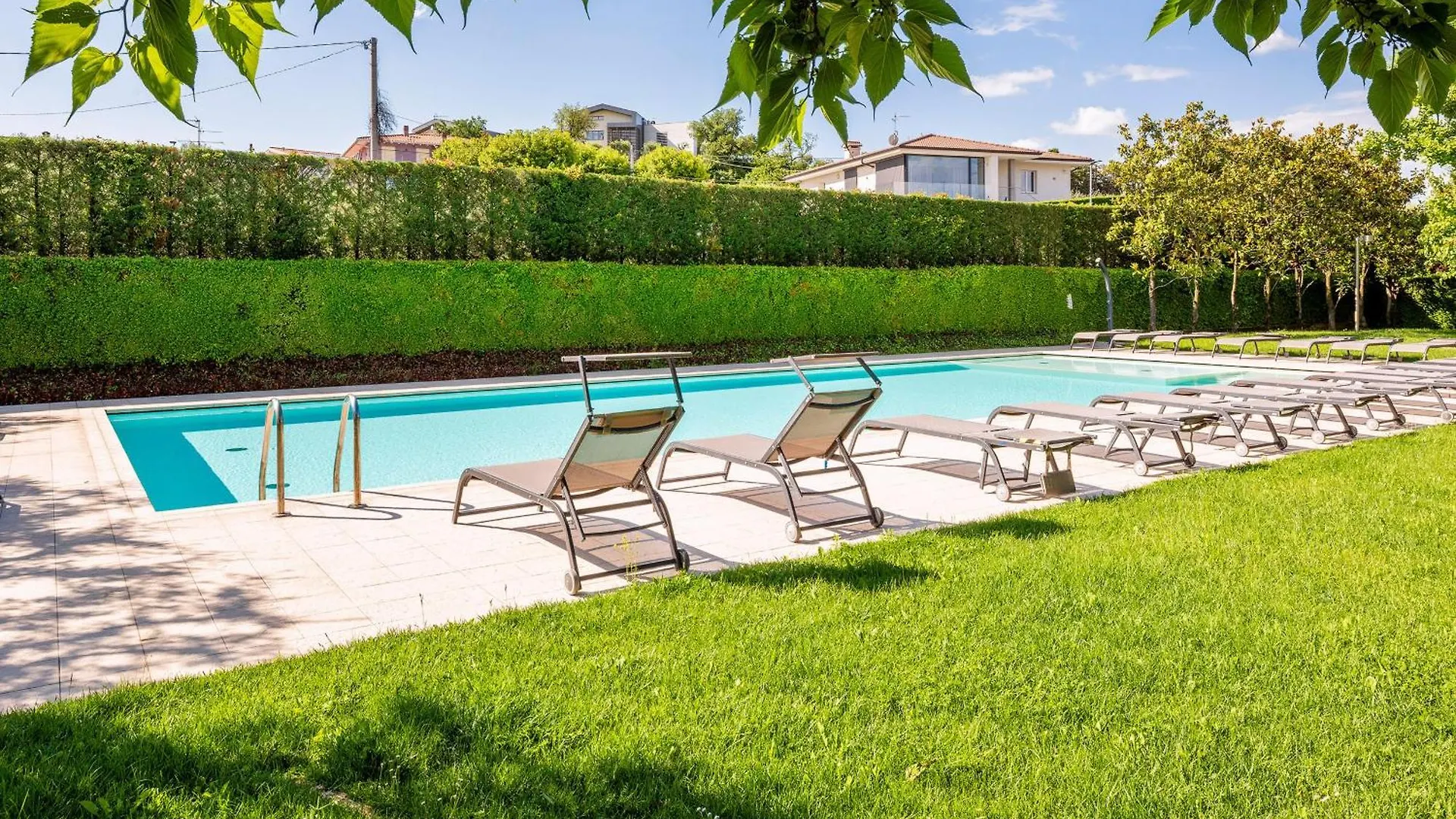Apartment Incanto Del Lago 카바욘베로네세 0*,